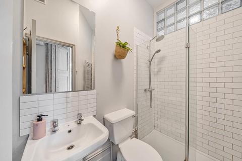 39b Tressillian Road, London, SE4 1YG