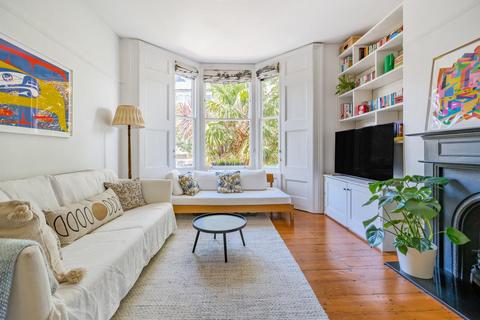39b Tressillian Road, London, SE4 1YG