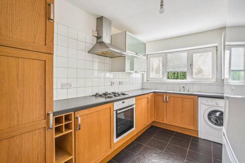 2 bedroom maisonette to rent, Merrion Court, Merrion Avenue, Stanmore, HA7