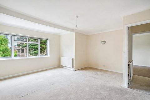 2 bedroom maisonette to rent, Merrion Court, Merrion Avenue, Stanmore, HA7