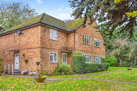 2 bedroom flat to rent, Merrion Avenue, Stanmore, HA7