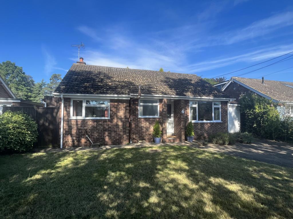 Through Duncans, Woodbridge, IP12 2 bed bungalow for sale £520,000