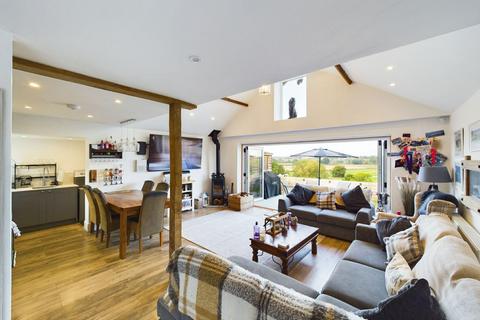 35 Beaconhill Drive, Worcester, WR2 6DR