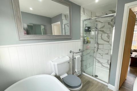 35 Beaconhill Drive, Worcester, WR2 6DR