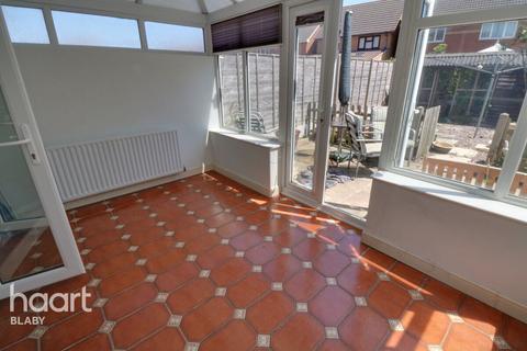 13 Eider Close, Whetstone, Leicester, LE8 6YB