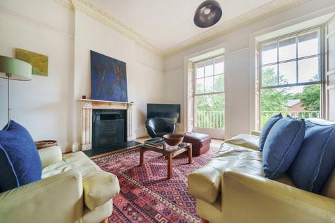 9 Clifton Vale, Bristol, BS8 4PT