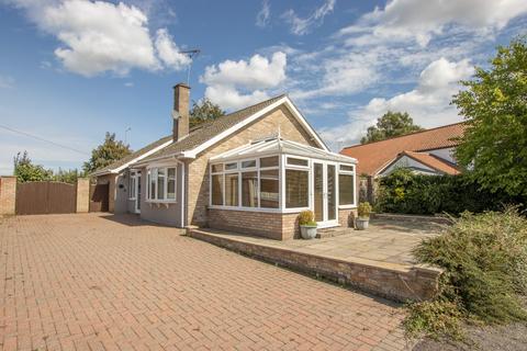 3 bedroom detached bungalow for sale, Winderemere Road, South Wootton