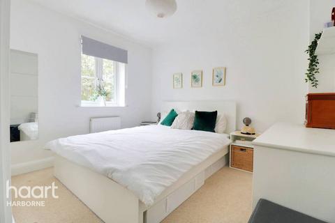 59 Bishops Close, Erdington, Birmingham, B23 7AY