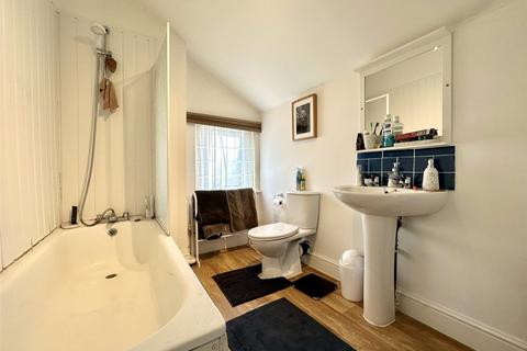 66 Church Road, Swanscombe, DA10 0HF