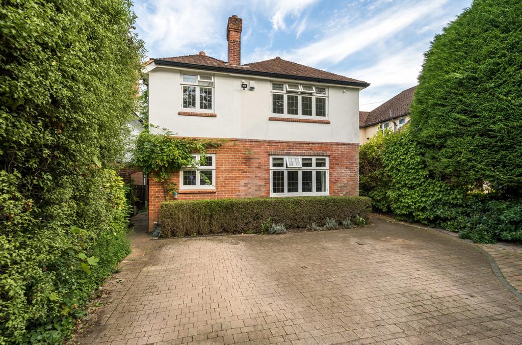 Chetwynd Road, Bassett, Southampton... 4 bed detached house £630,000