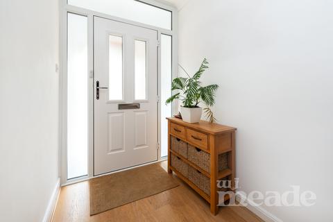 41 Dale View Crescent, London, E4 6PH