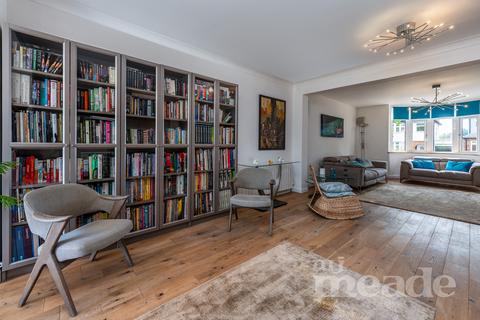 41 Dale View Crescent, London, E4 6PH