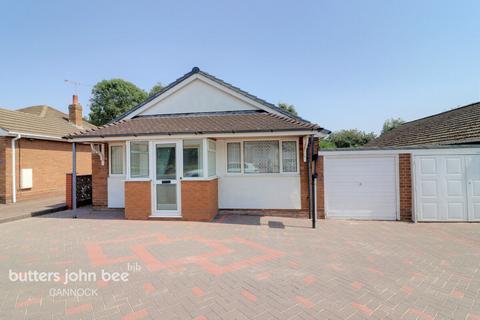 3 bedroom bungalow for sale - Coniston Way, Cannock