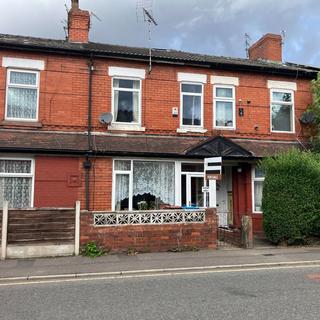 4 bedroom terraced house for sale, Manchester M19