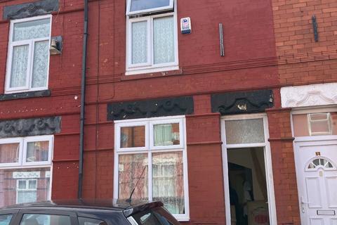 2 bedroom terraced house for sale, Levenshulme, Manchester M12