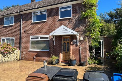 3 bedroom semi-detached house to rent - Stockport SK4