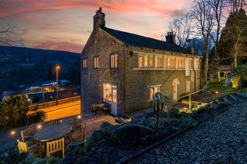 4 bedroom detached house for sale, Denshaw Road, Delph, Saddleworth