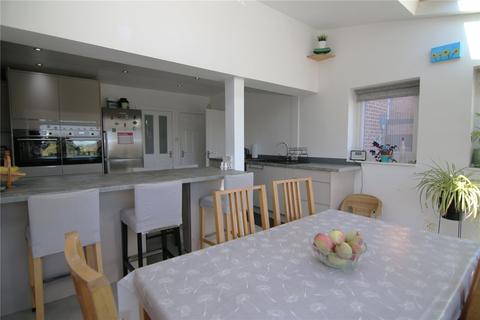 65 Summerbridge Crescent, Bradford, BD10 8BA