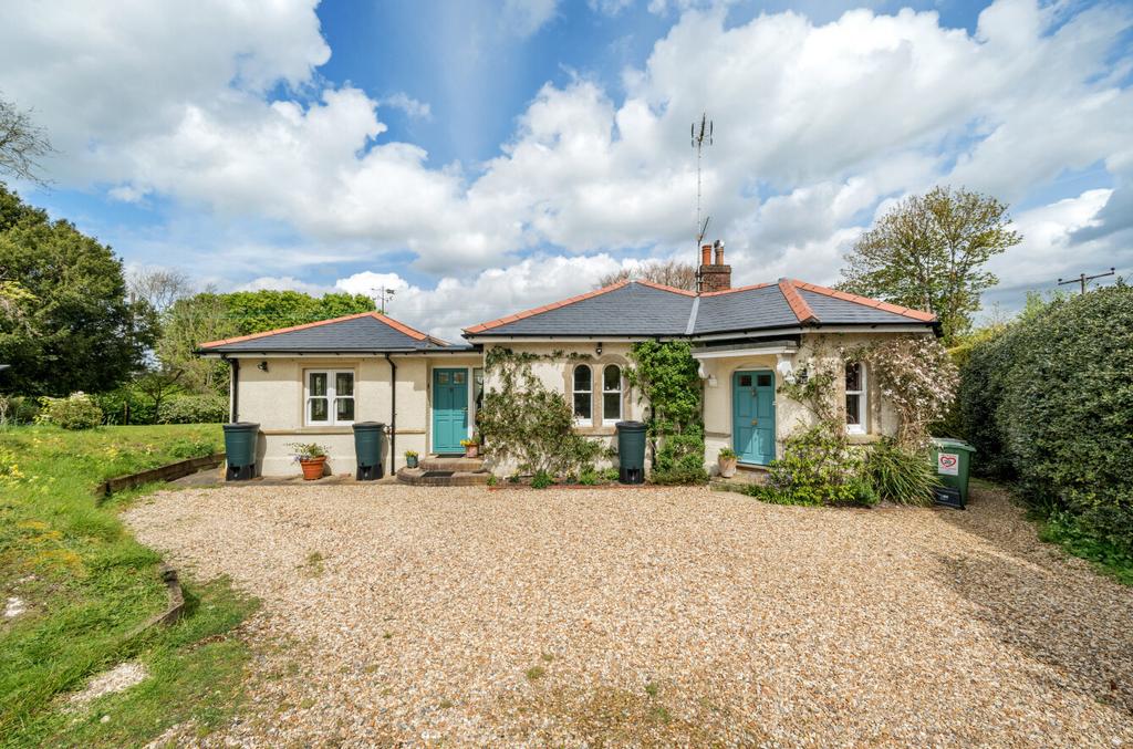 Coxs Hill, Twyford, Winchester... 3 bed detached house for sale £650,000