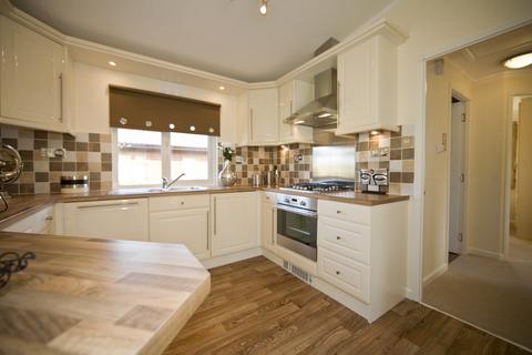 2 bedroom lodge for sale, Poulton-le-Fylde, Lancashire, FY6