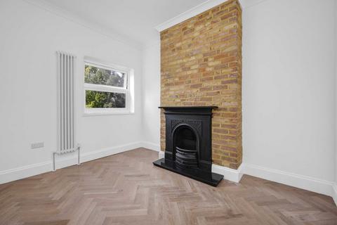 91 Pearcroft Road, London, E11 4DP