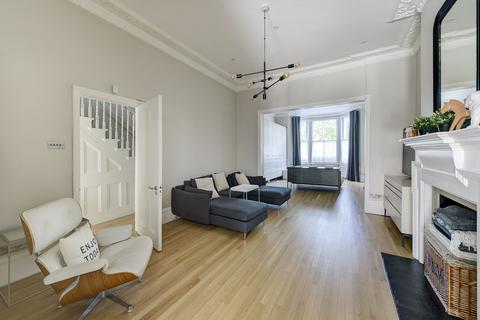 undefined, Highlever Road, North Kensington