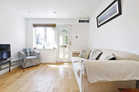 2 bedroom maisonette for sale, Lavender Road, Rotherhithe, London, SE16