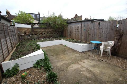 1 bedroom parking to rent - Lindal Road, London, SE4