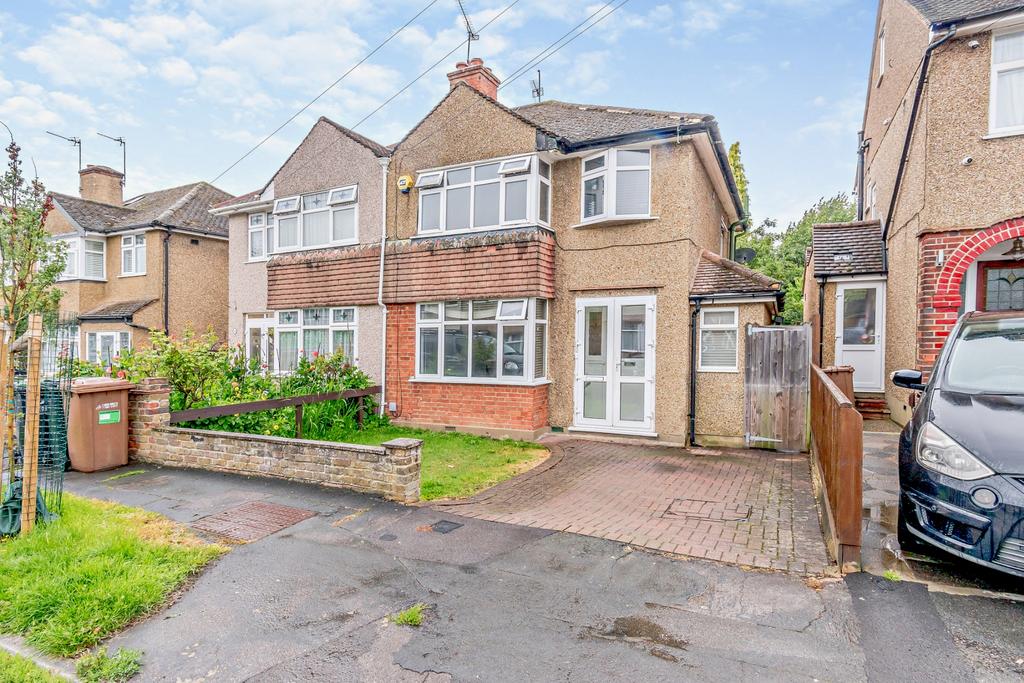 Frankland Road, Croxley Green, Rickmansworth, WD3 3 bed semidetached