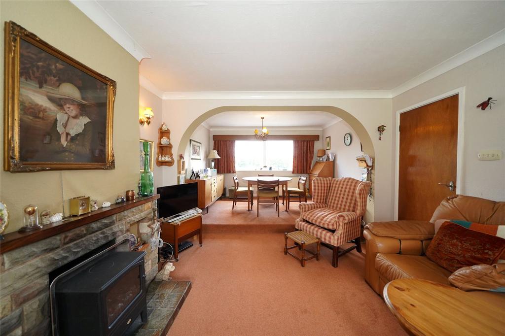 Sitting/Dining Room