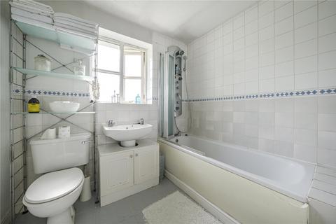 41 Windrush, New Malden, KT3 3TG