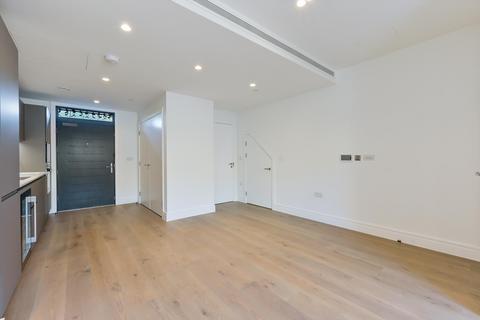 3 bedroom flat for sale, Chiswick Green, London, W4 5TG