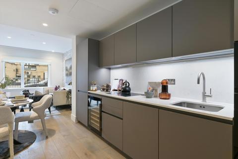 undefined, Chiswick Green, London, W4 5TG
