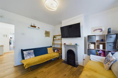 2 bedroom end of terrace house for sale, Bremer Road, Staines-upon-Thames, Surrey, TW18