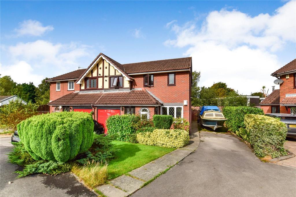Waterslea, Eccles, Manchester, M30 2 bed flat £875 pcm (£202 pw)