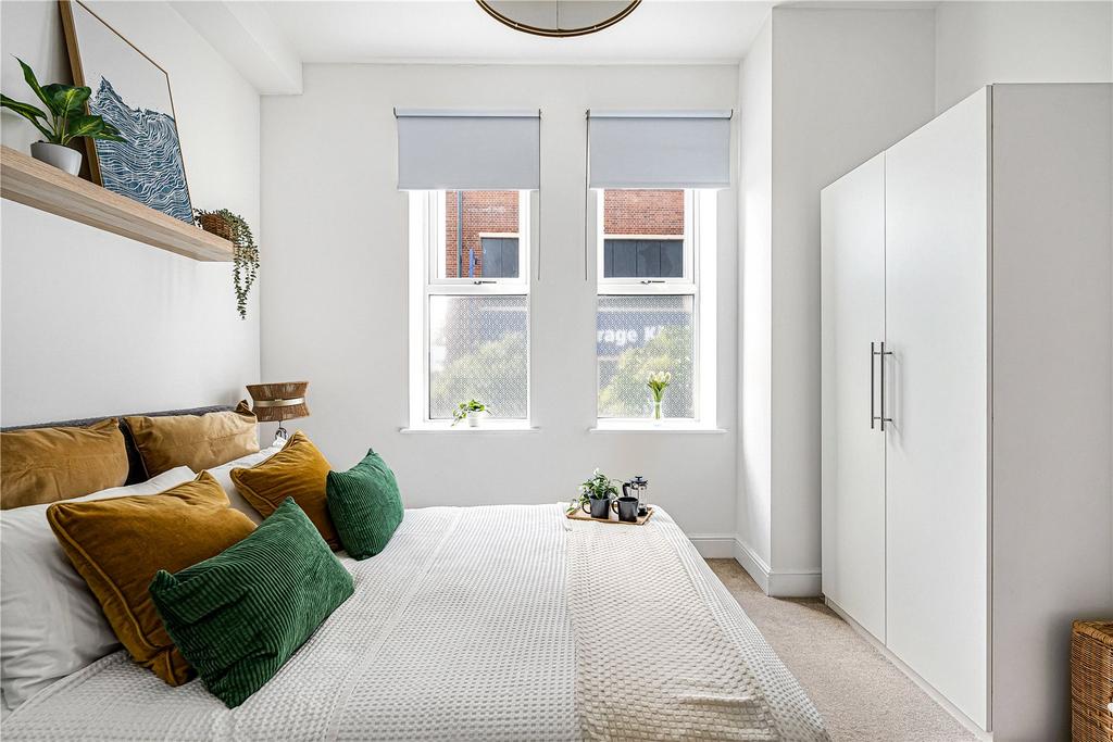 Apartment in London - More