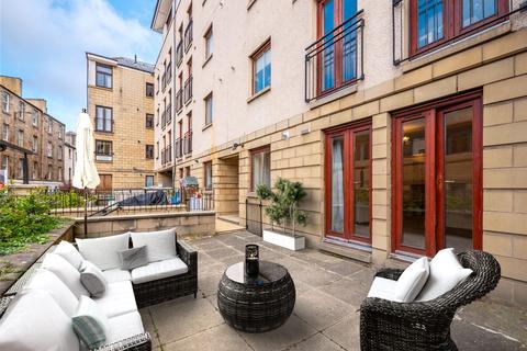 11/1 High Riggs, Edinburgh, EH3 9BW