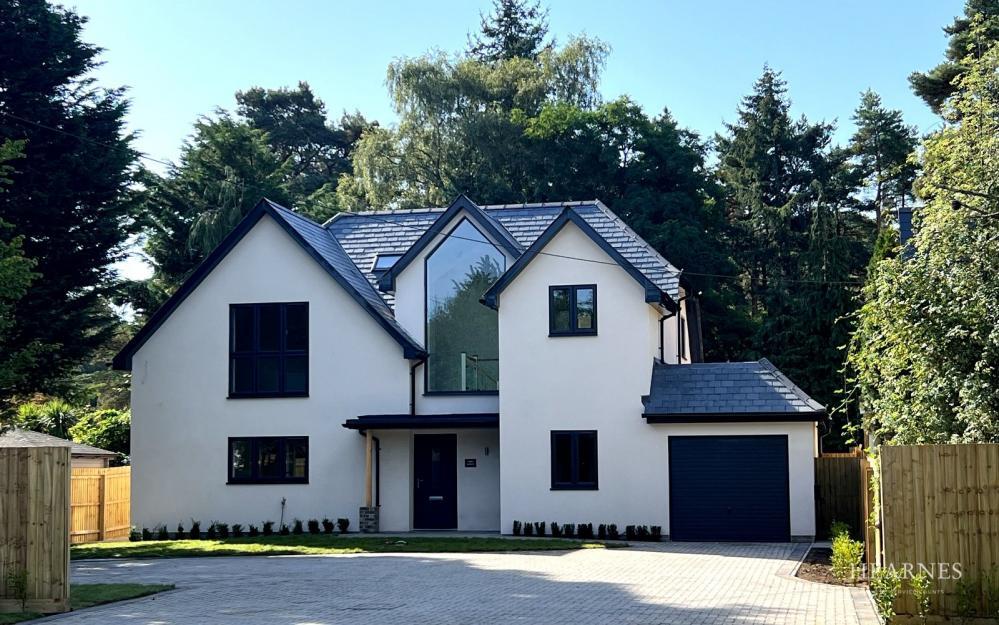 Ashley Heath, BH24 2ED 4 bed detached house for sale £875,000