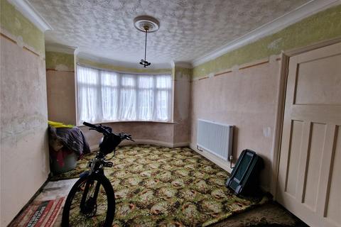 3 bedroom semi-detached house for sale - Rosemary Crescent, Woodsetton, Dudley, West Midlands, DY1