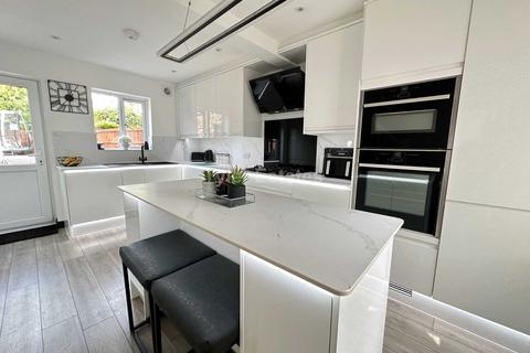 23 Cavendish Way, Basildon, SS15 4ET