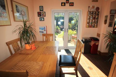 62 Avon Road, Upminster, RM14 1RE