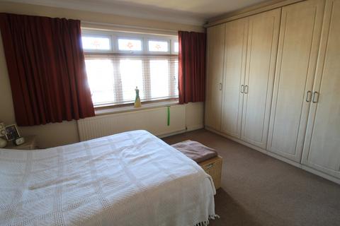 62 Avon Road, Upminster, RM14 1RE