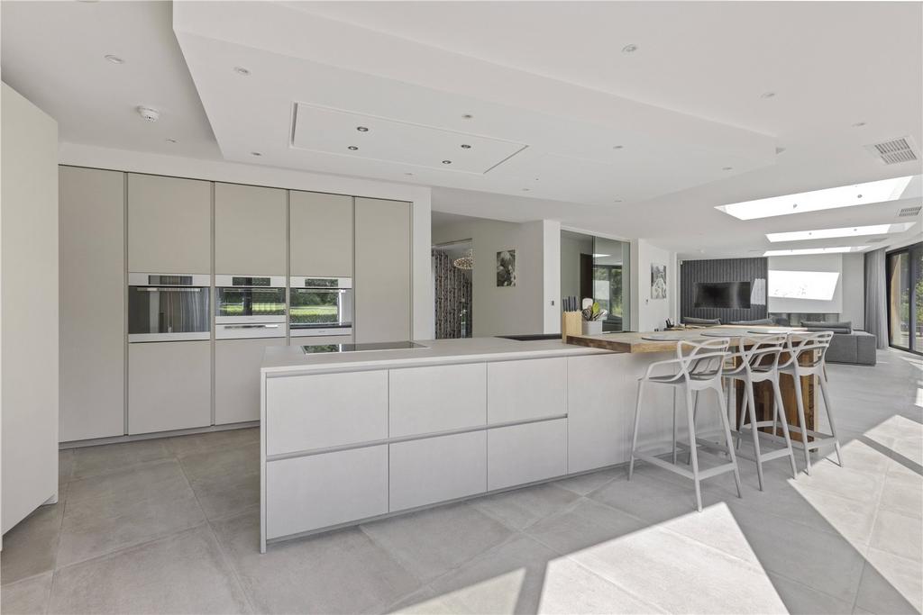 Kitchen/Dining