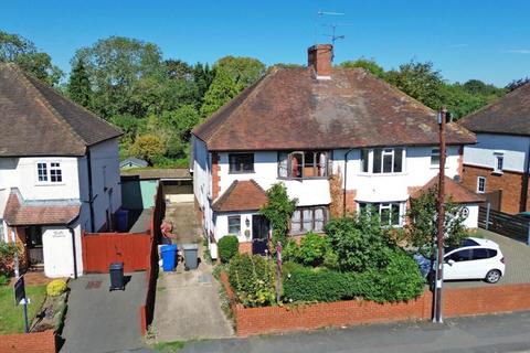 3 bedroom semi-detached house for sale - Courthouse Road, Maidenhead, Berkshire, SL6 6HY