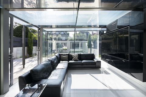 35 Boundary Road, London, NW8 0JE