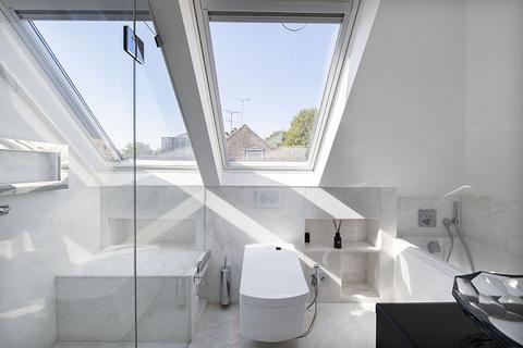35 Boundary Road, London, NW8 0JE