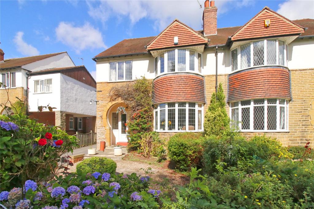 Fraser Avenue, Horsforth, Leeds, West Yorkshire, LS18 4 bed semi