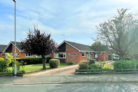 3 bedroom bungalow for sale, Columbia Drive, Worcester, Worcestershire, WR2