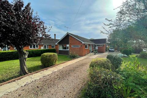 3 bedroom bungalow for sale, Columbia Drive, Worcester, Worcestershire, WR2