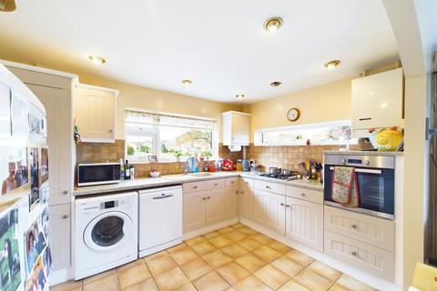 61 Columbia Drive, Lower Wick, Worcester, WR2 4DB